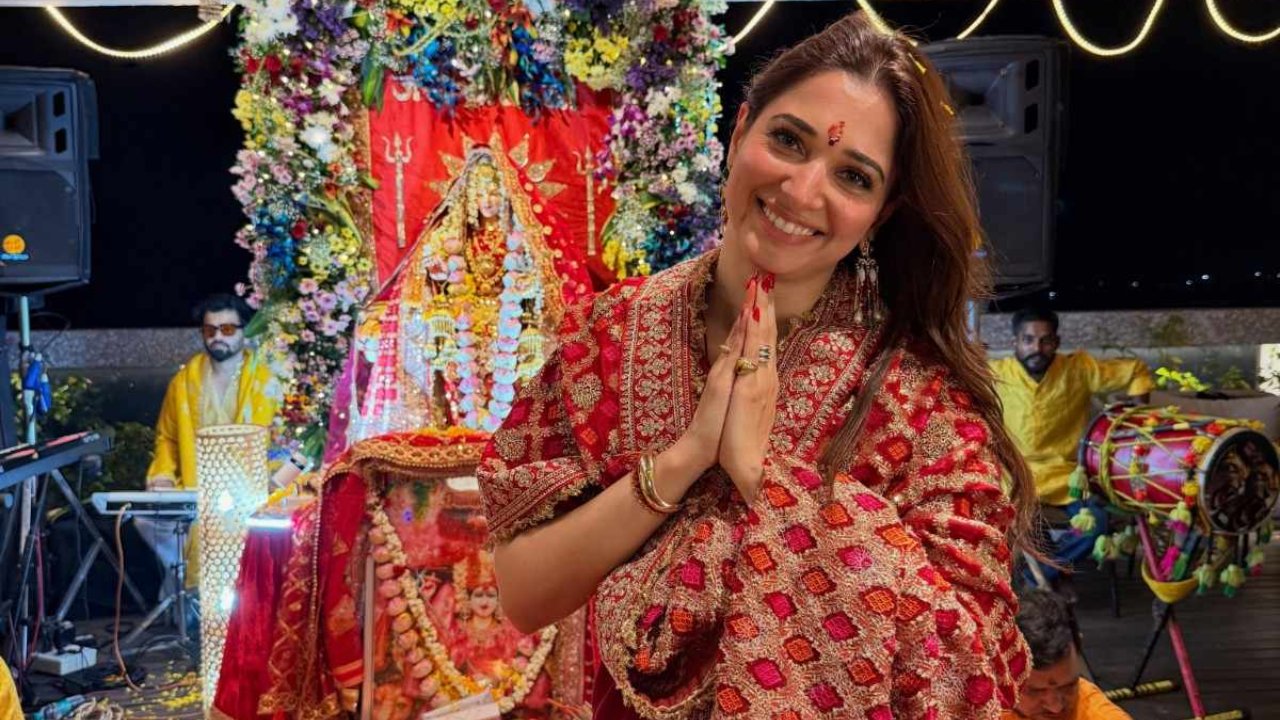 Tamannaah Bhatia's Unseen Spiritual Side: Actress Immerses Herself In Mata Ki Chowki On Navratri Day 1 1