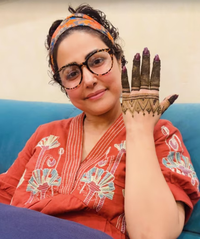 TV Actress Mehendi Designs: Shraddha Arya, Disha Parmar, Hina Khan, Divyanka Tripathi And Rubina Dilaik Flaunt Beautiful Henna Looks 1