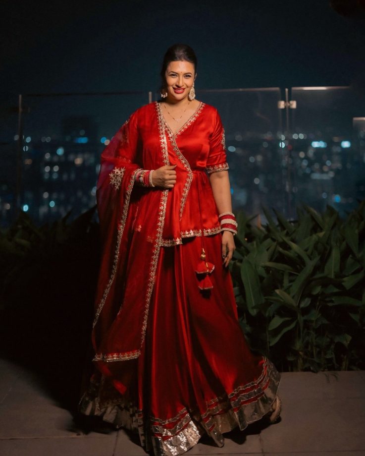 TV Actress Mehendi Designs: Shraddha Arya, Disha Parmar, Hina Khan, Divyanka Tripathi And Rubina Dilaik Flaunt Beautiful Henna Looks 1