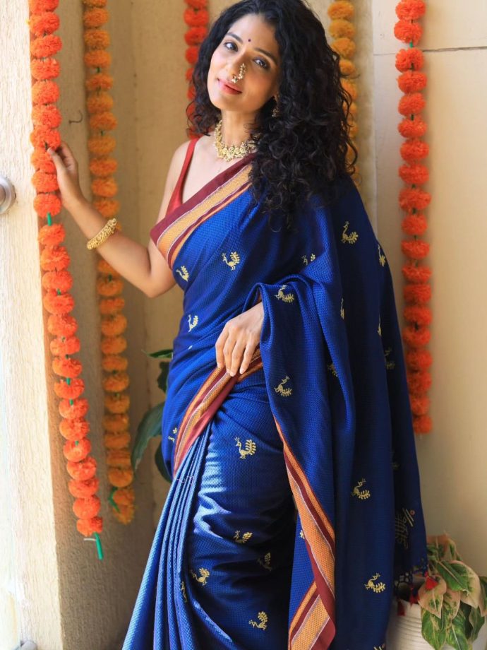 Urmilla Kanetkar Exudes Navratri Elegance In Royal Blue Khun Saree With Maharashtrian Traditional Nath 1